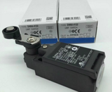 D4NA-4122 D4NA4122 Omron Limit Switch